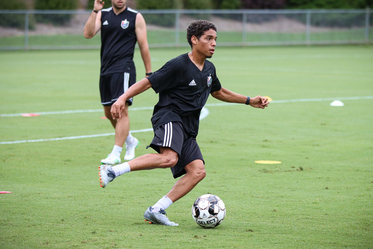NorthCarolinaFC's tweet photo. First day back to full team training vibes ⚽️ 🙌

#WeAreNC https://t.co/p1oTpthN0z
