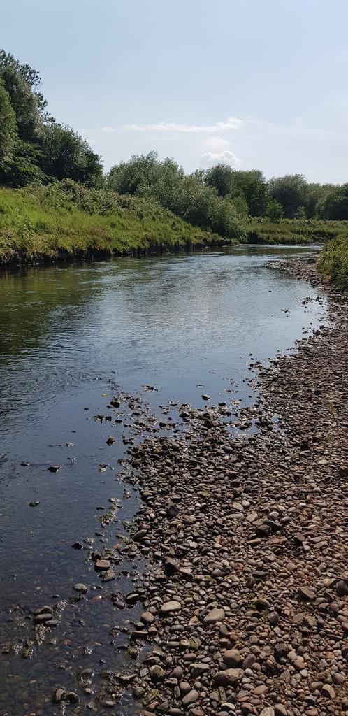 Rivers and lakes might seem appealing at the moment but please stay out of them for the sake of safety. We've just been told about 3 kids in the River Tame, and sent them home. Make sure you know where your children are playing