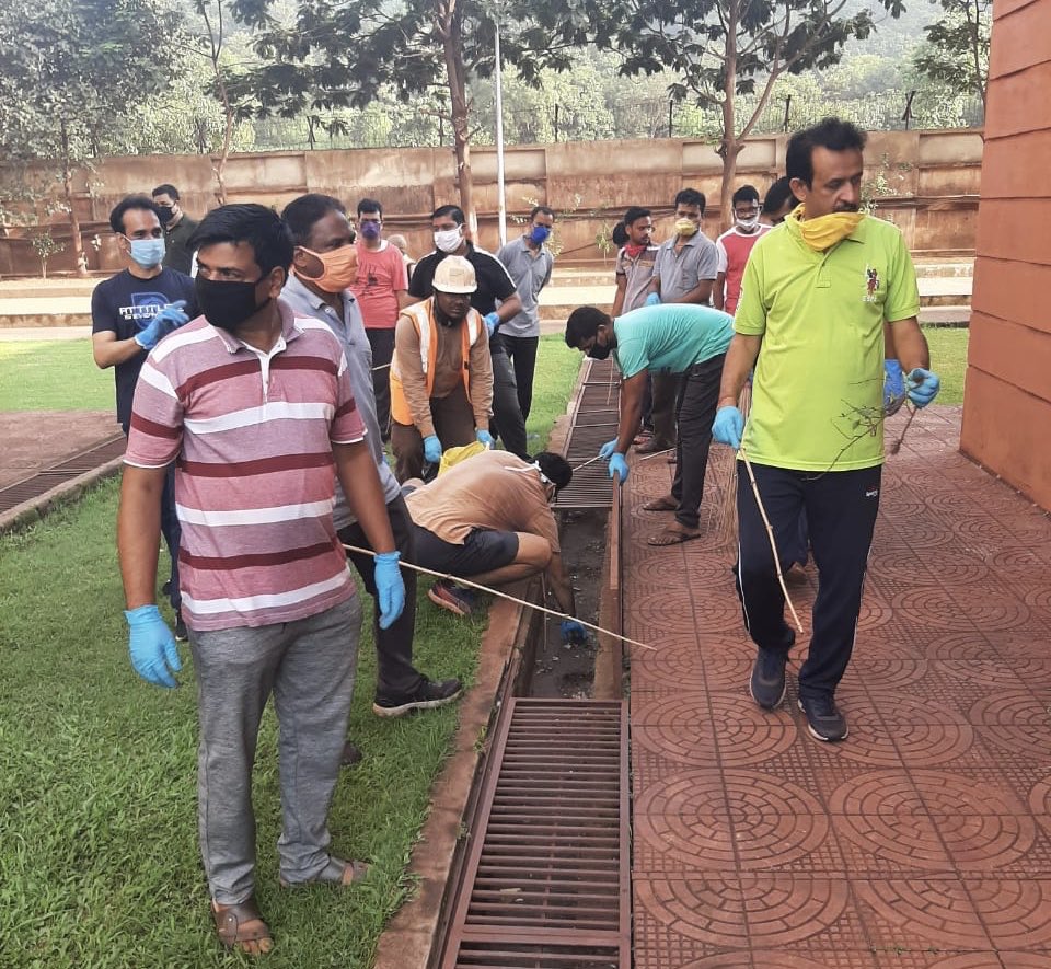 JindalFndn's tweet photo. Be the CHANGE you want to see in the world.

Swachhata Abhiyan by employees at #JSPLBarbil https://t.co/xqnYn82Bcp