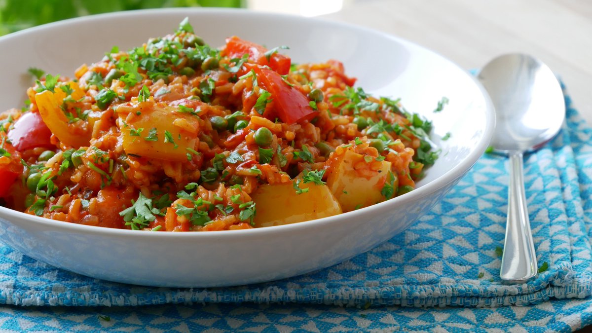 ichkocheheute's tweet image. One Pot "Djuvec" Reispfanne mit Paprika &amp;amp; Erbsen Rezept: ichkocheheute.de/2020/06/26/one… #Djuvec #Duvec #Reis #Rice #Pfanne #StirFry #Kochen #Cooking #Lecker #Delicious #Rezept #Recipe