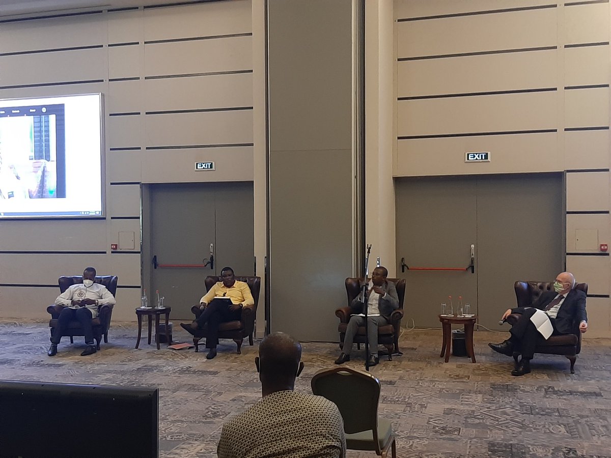 WACOMP_ECOWAS's tweet photo. ....A Member of @WACOMPGhana #MangoValueChain Strategic Committee, Davis Korboe spoke on the theme "Strategic partnership with farmersโ organizations and rural youth: How to empower farmers and rural youth along the value chains and integrate them into the #agribusiness platform https://t.co/7HXwsJh4YG