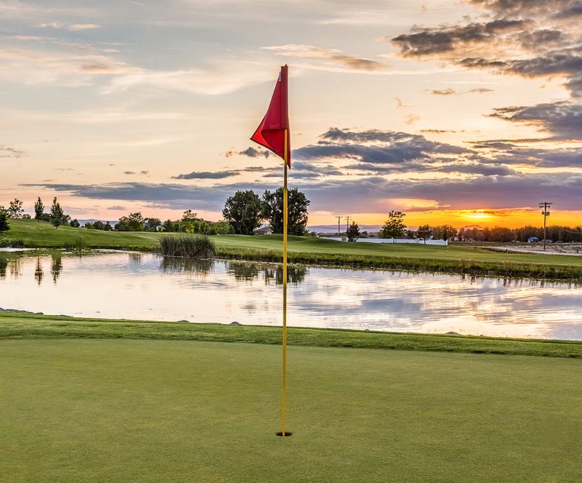 foreUP's tweet image. It&apos;s Friday, do you have your tee time booked for the weekend? We do, and we can&apos;t wait! Get out and enjoy some much needed time doing what you love! ⛳🙌

📸  @TimberStoneGCID #foreUPclient #getoutandgolf #getback2golf