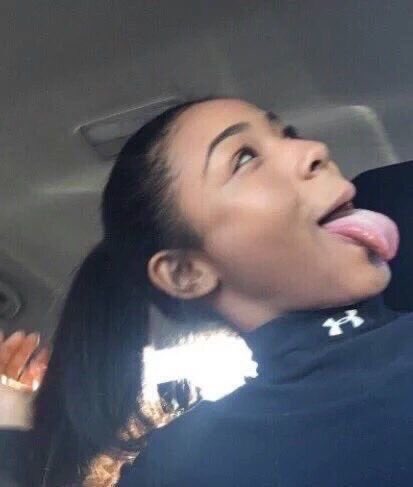 okay the plan was to pull up as “ Kim” Laura obviously knows who i am so her reaction would have been priceless, but she lowkey already knew Kim couldn’t make it.. but idk if she knew it was me coming in the idea was funny the concept was funny likeeee