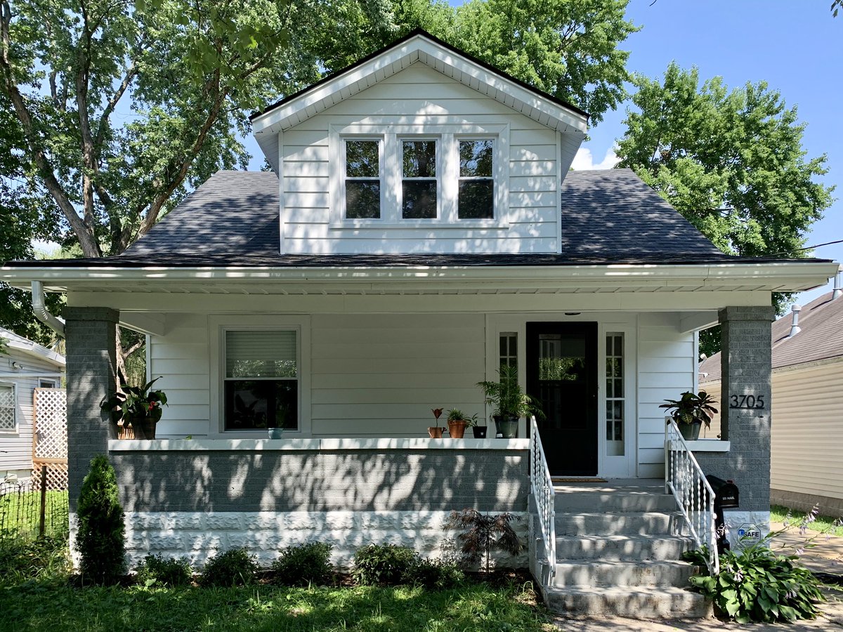 Laura Ellis tweet media