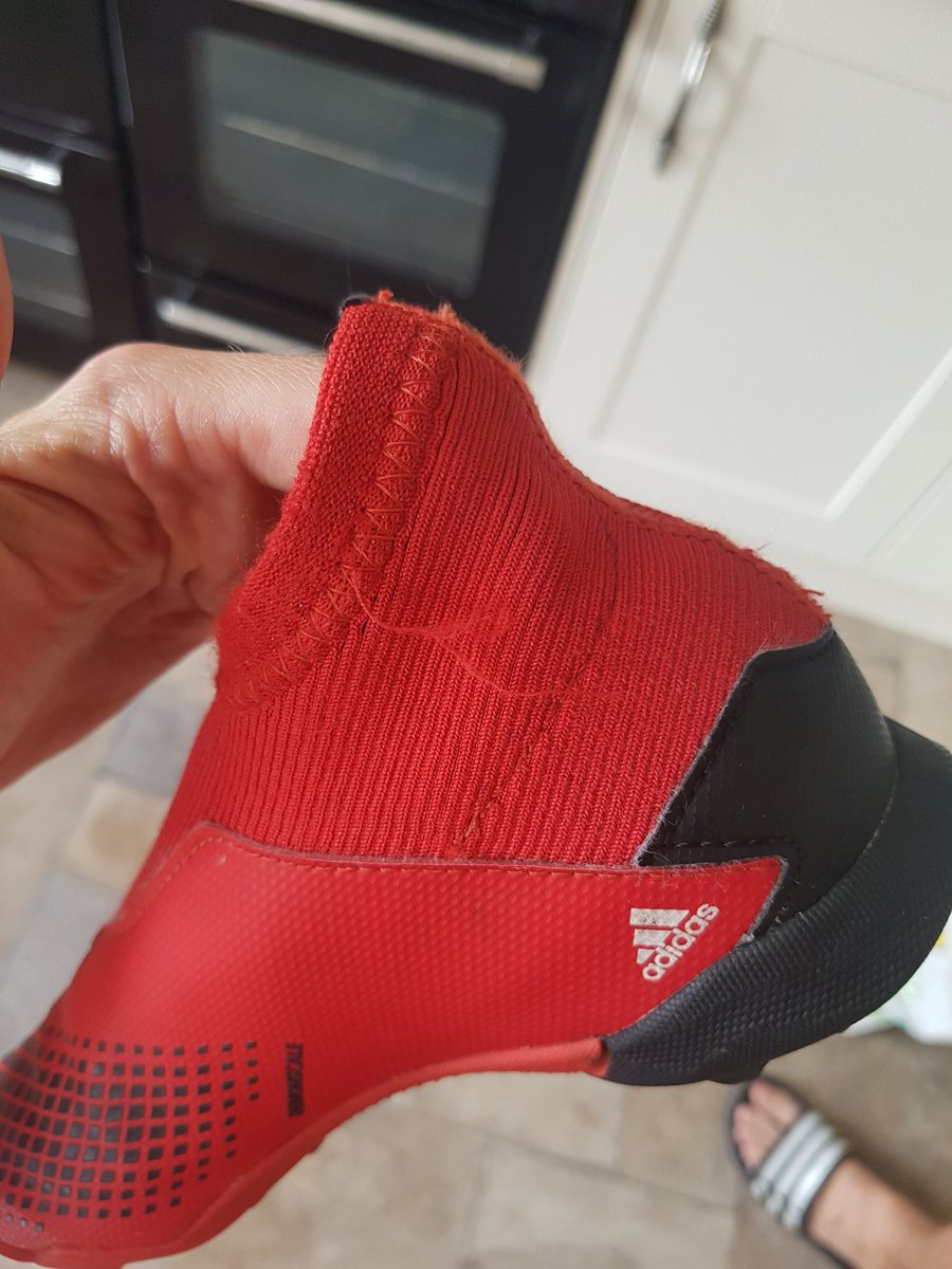MissLauraGrif's tweet photo. Love going into a Scunthorpe @SportsDirect_CS store to be called a liar and told I've lost my £48 for my child's @adidas trainers. Unprofessional and poor customer service https://t.co/l2EC7Q5V9R
