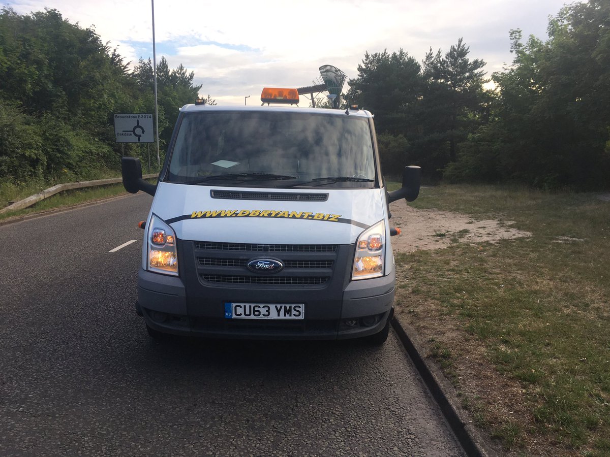 Superb service from Steve at <a href="/TheAA_UK/">The AA</a> managing to get one of our vans started again. #veryniceman
