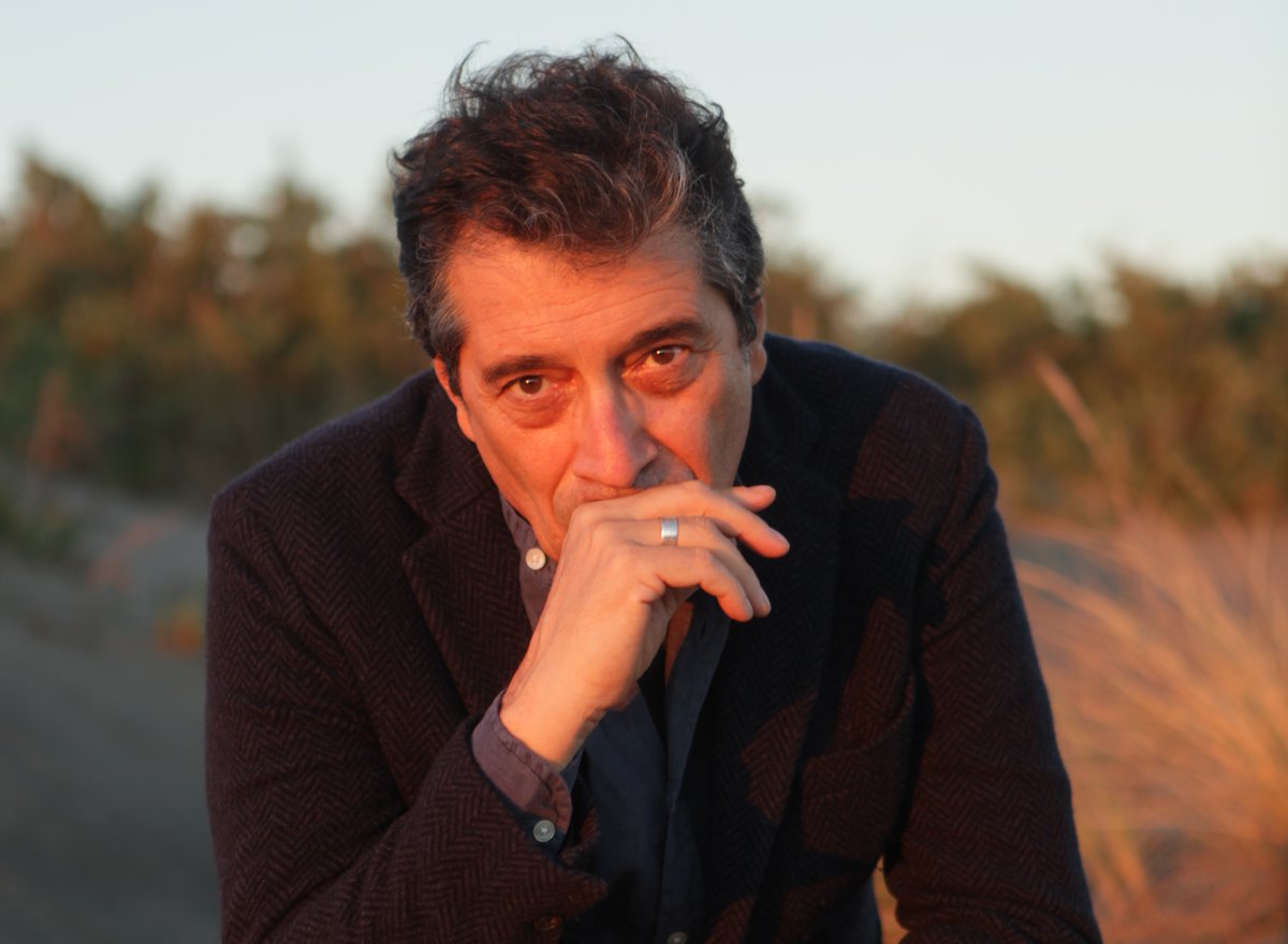 I colori del sangue. Su «la Lettura», oggi già nell’App, i versi di @SandroVeronesi ispirati al tema (i colori) della ventunesima edizione de <a href="/LaMilanesiana/">La Milanesiana ideata da Elisabetta Sgarbi</a> bit.ly/2Abt83A