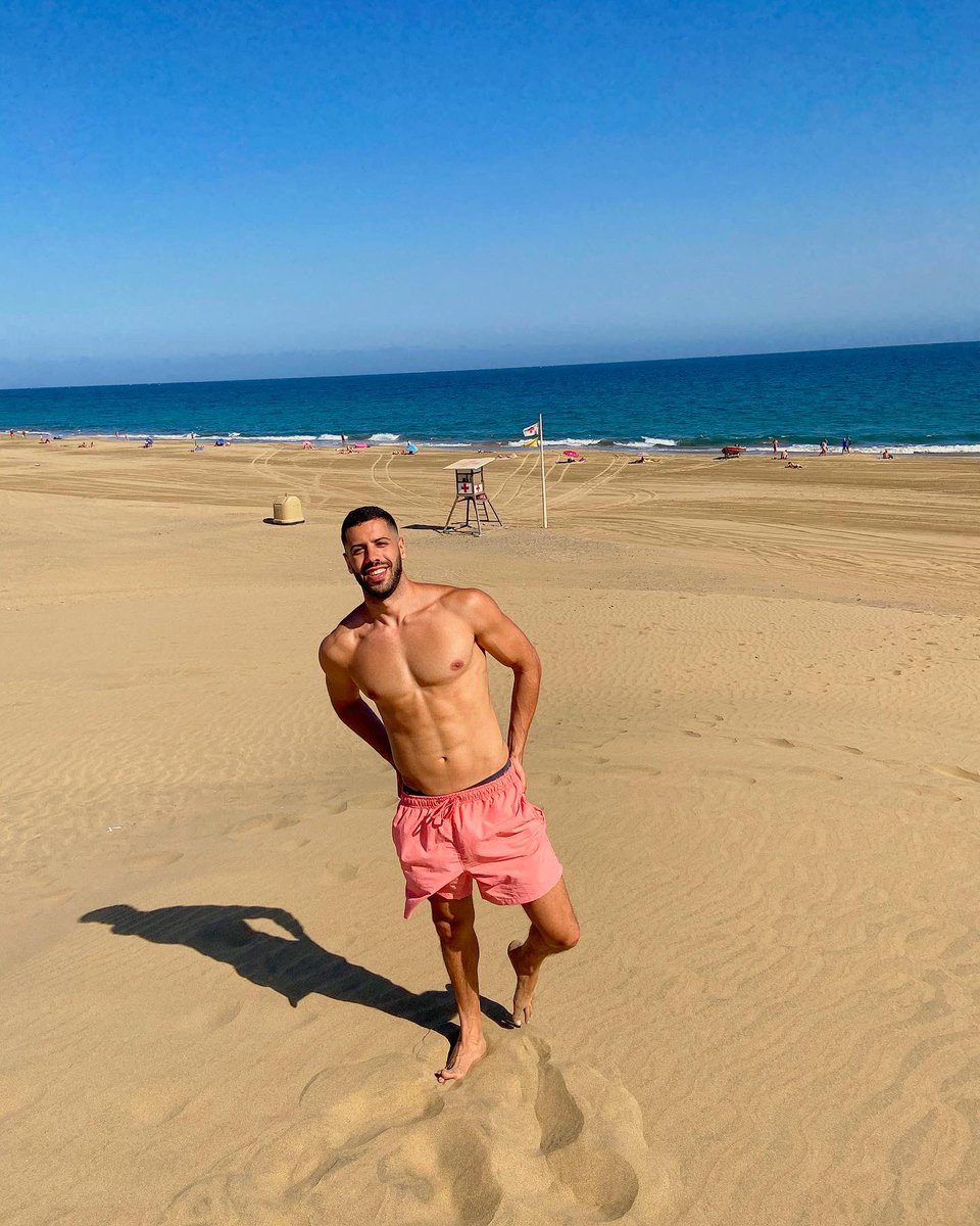 jsm0595's tweet photo. Necesito verano todo el año https://t.co/B7GRxx1RxV