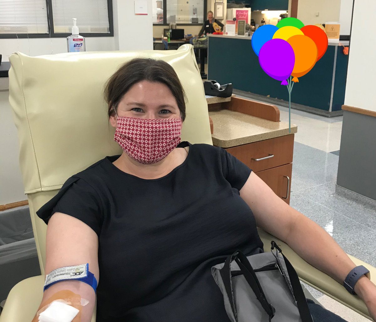 #FridayThoughts Today is my birthday and to celebrate, I donated blood.
Instead of raising a glass, donate a pint. #DonateBloodSaveLives <a href="/BloodCenterWI/">Versiti Blood Center of Wisconsin</a>