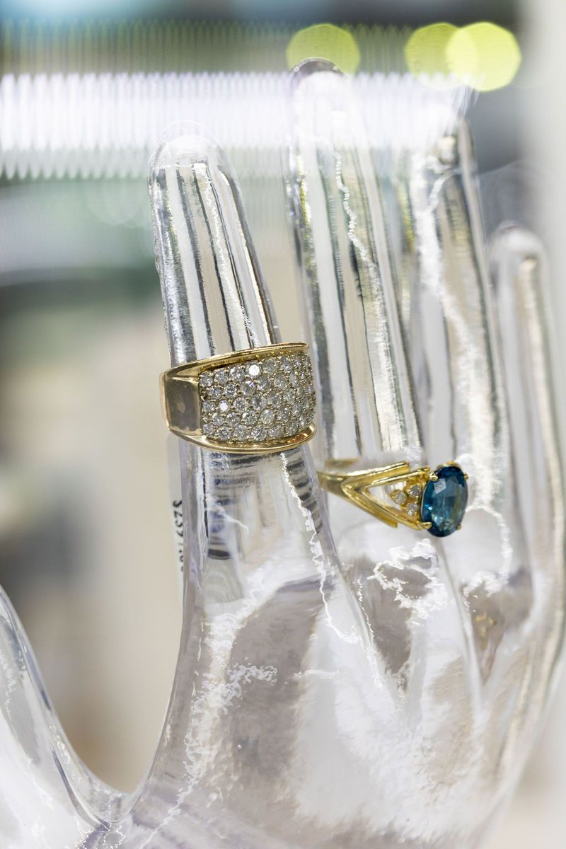 BoiseDiamond's tweet photo. Try these on for size 😍 #rings #diamonds #boise #idaho https://t.co/Dm5Jk1iTEE