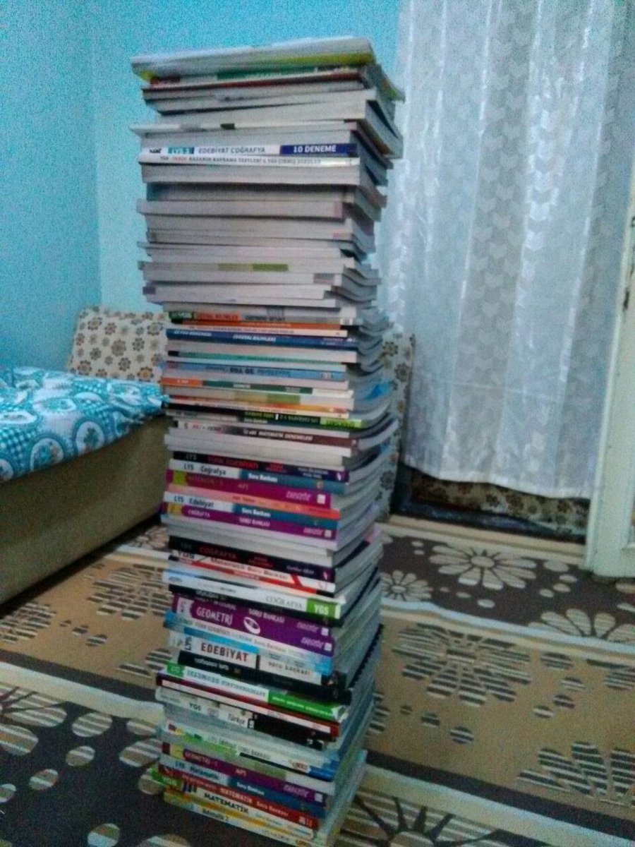 raliyigit's tweet photo. Ben Dokuz Eylül Üniversitesini nasıl mı kazanmıştım ? 
İşte böyle.. https://t.co/MsRVB3DLHz