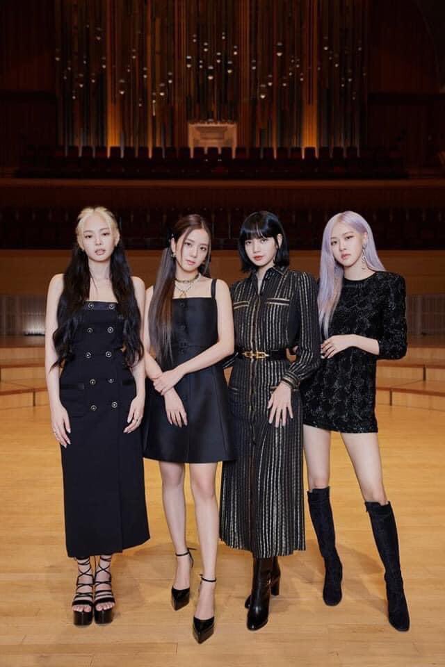 khakTNN24's tweet photo. https://t.co/WNHyJeV97k  #HowYouLikeThat  #BLACKPINKCOMEBACK https://t.co/eOkbmLTB9h