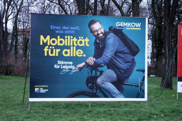 LIZ_de's tweet photo. #DerTag - Freitag, der 26. Juni 2020: Ex-Justizminister #Gemkow äußert sich zum „#Fahrradgate“
https://t.co/YifZt1hRgF
#obmLE20 #obmLE2020 #Sachsen #Polizei #Sicherheit #Leipzig https://t.co/bpKNvC5iYZ