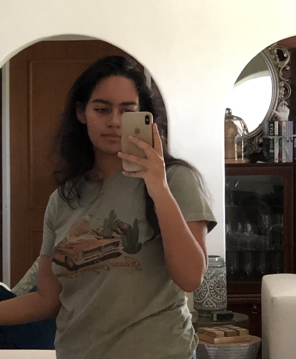 milfsunion's tweet photo. be my yoko ono muse 🍃 #LGBTQstandtogether https://t.co/A7WfPzcOiq