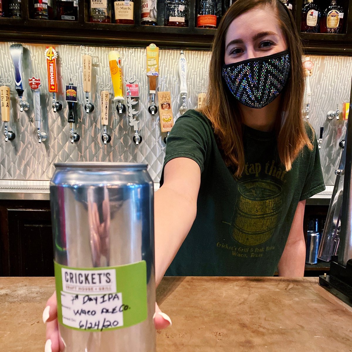 I'll take my beer TO GO!🍻➡️

Come in today and grab a Cricket's Crowler filled with your favorite brew. Perfect for a summer weekend by the pool!