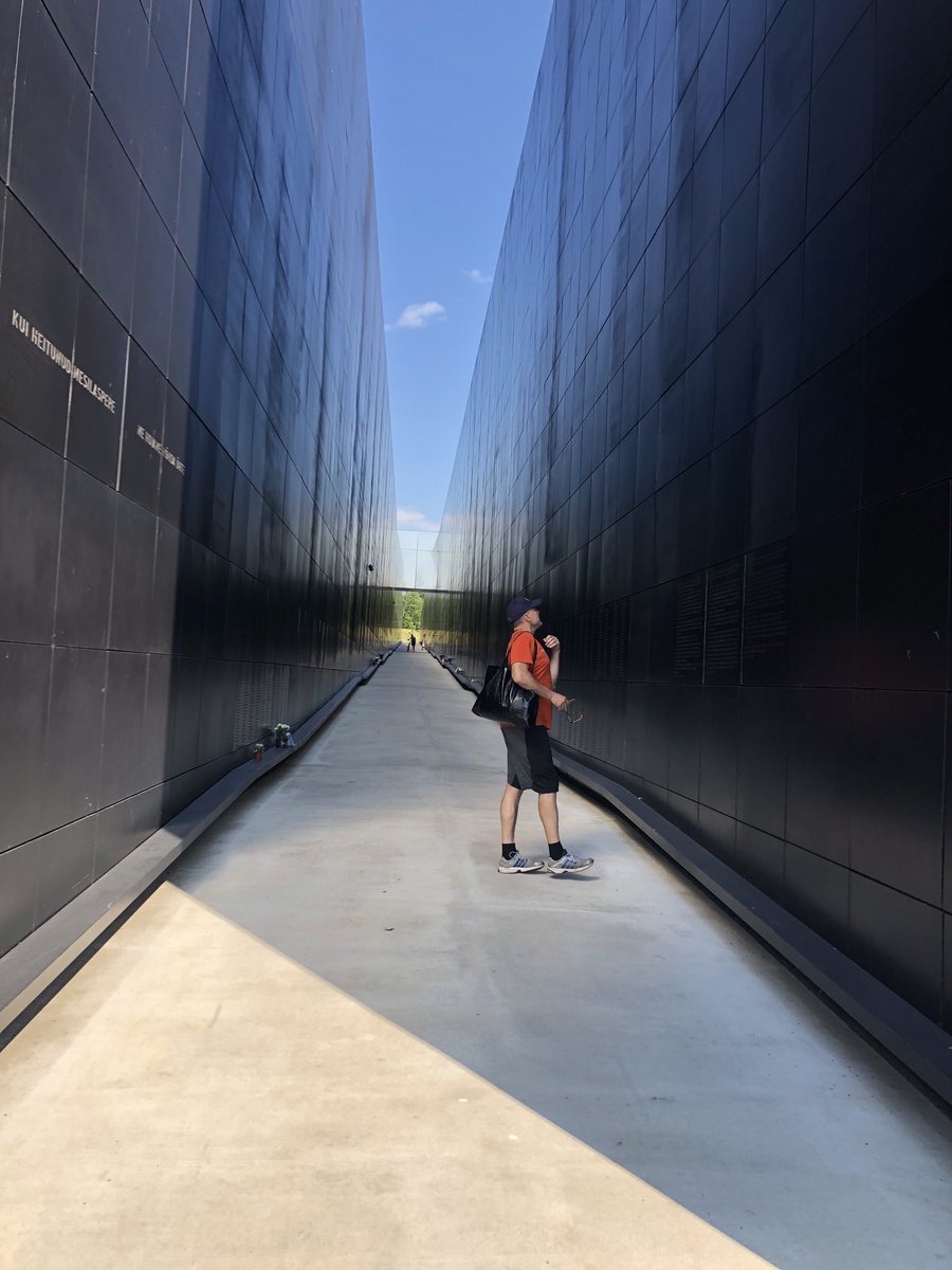 TeivoTeivainen's tweet photo. Walking through the monument that honors victims of Soviet terror in #Estonia. Something similar could have happened in Finland. How to assess Finnish attitudes toward acts of terror in Estonia during Soviet times? 

#sovietunion
#sovietestonia
#sovietterror
#viro https://t.co/zsf9KMn55U