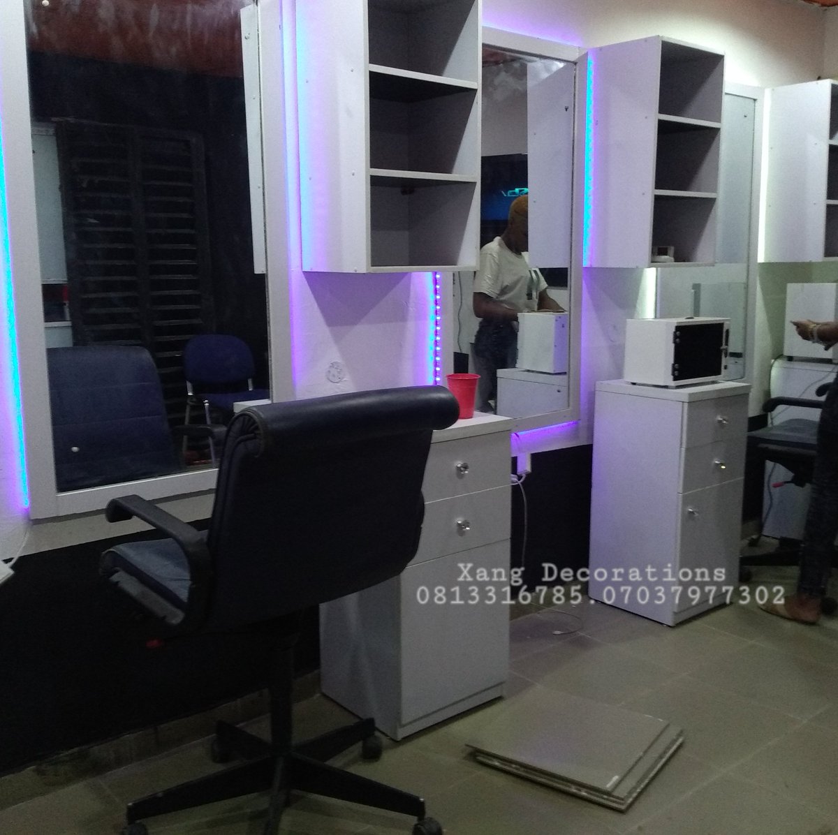 xangdecorations's tweet photo. It was a great experience in the city of #ibadan where we transform this space to a modern unisex beauty salon.

Working around a budget to make it a one size fit all for every section of the salon. From the manicure &amp; pedicure , hair studio, Nails, &amp; Waxing of the salon space. https://t.co/cstWN2UFUa