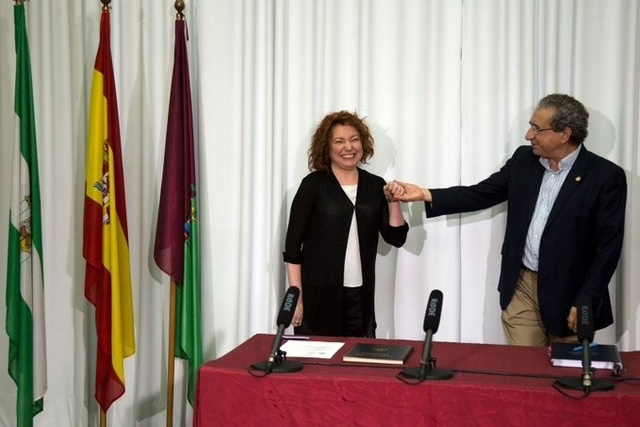 ComuniFac's tweet photo. Inmaculada Postigo, reelegida como decana tras la proclamación definitiva de resultados de las elecciones del pasado 23 de junio:
https://t.co/XHDqdycei5 https://t.co/qza8YPlBV5