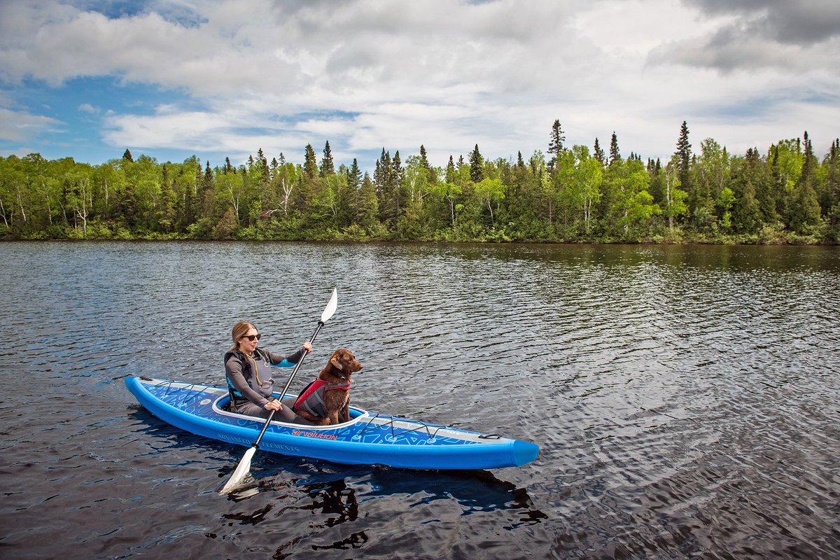 AEkayaks's tweet photo. Happy Friday! Here's your inspiration to get out and paddle!
The all new #Airvolution #dropstitch #kayak 👉https://t.co/FtxAexGQLl https://t.co/giVfm4PNNX