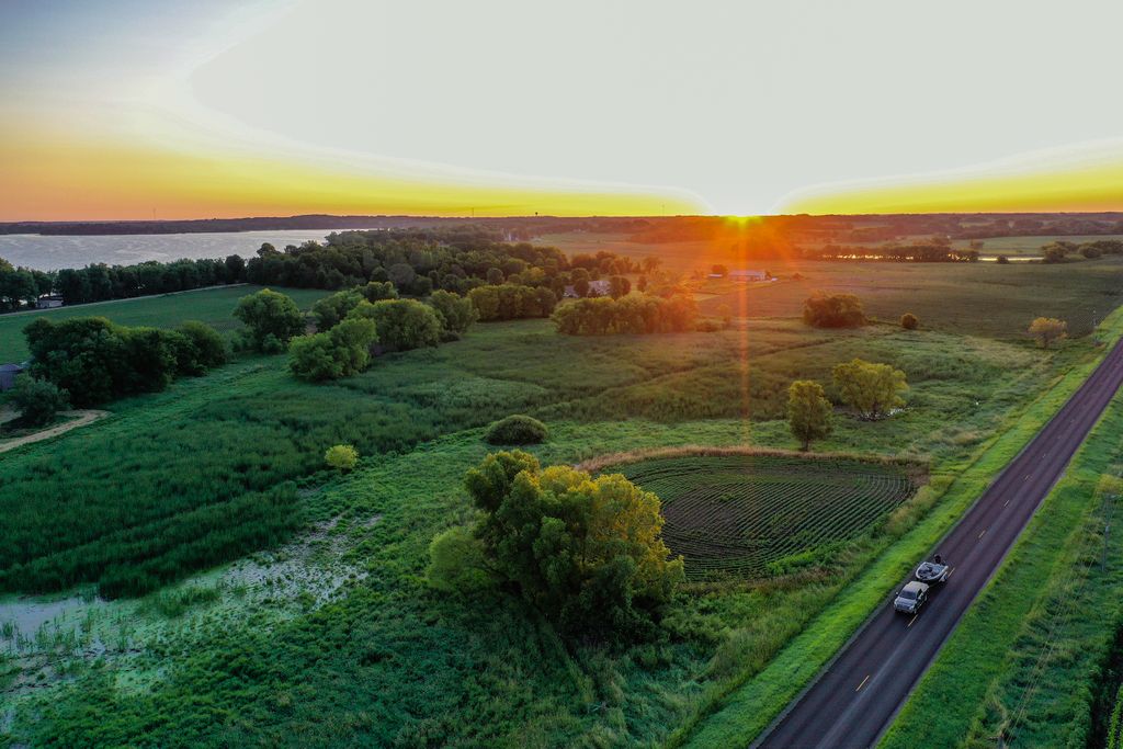 Early bird gets the worm...making the morning bite is worth extra coffee needed to get through the day #RangerBoats #Fishing #YamahaOutboards #Nissan #LakeCommandos