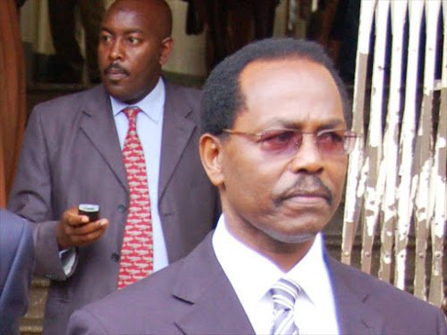 DrBKhalwale's tweet photo. ~Deputy CJ Nancy Barasa pinched a nose and was instantly dropped.
But Justice GBM Kariuki was awarded Sh 5 milion after prosecution for driving a knife into a man's abdomen
~Hon Waluke has been jailed for 52 years while Gov Waiguru continues to catwalk.
~Nyinyi Baluhyia!
Nyinyi! https://t.co/EoVxIZs95l