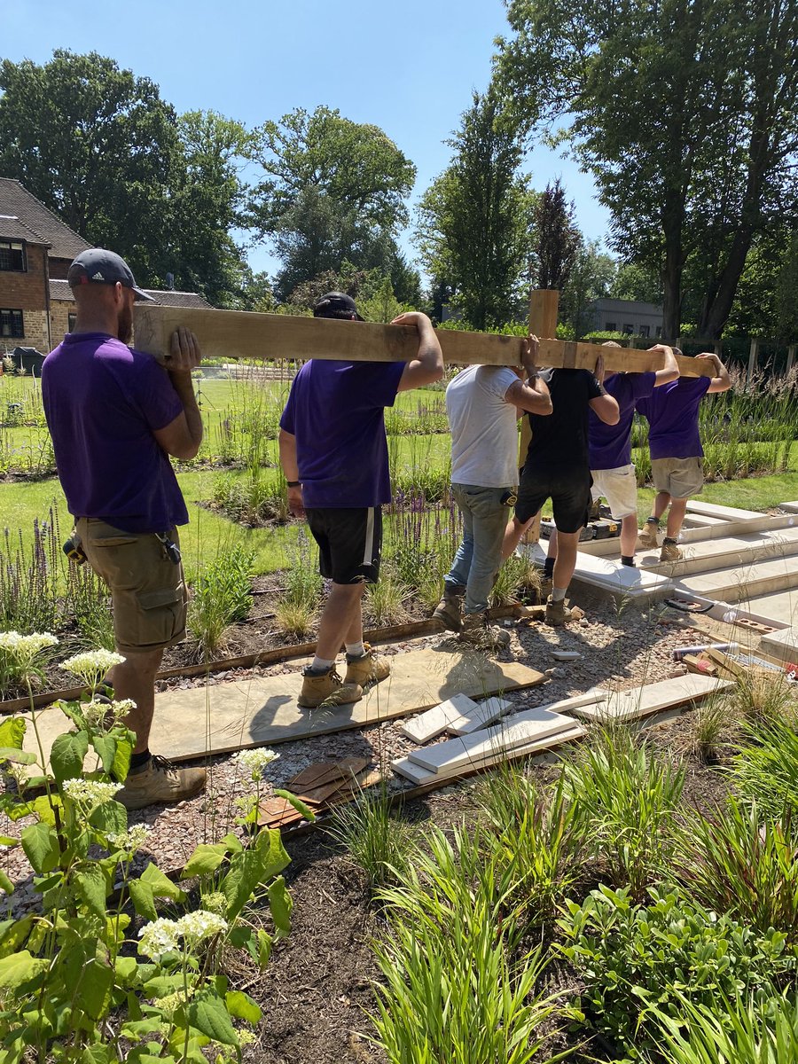 Sometimes all you need are a good bunch of people around you to get the job done. <a href="/PollyannaWGD/">Pollyanna Wilkinson</a> pergola developments today as we close in on the finish line....