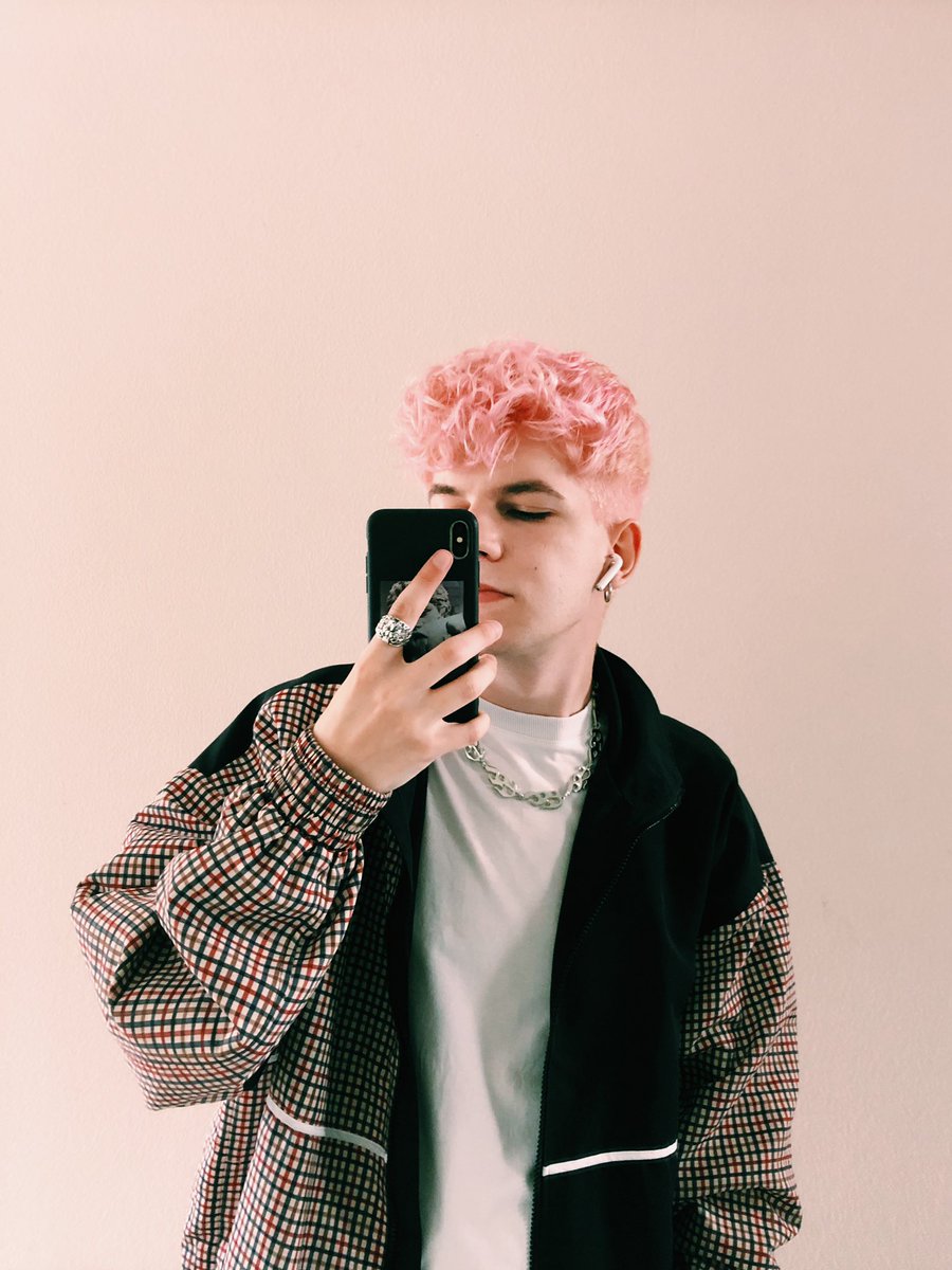 𝘐𝘶𝘭𝘪𝘢𝘯 tweet media