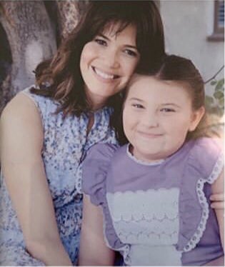 ThisIsUsFanCrew's tweet photo. Forever holding onto family moments like this. #ThisIsUs #FamilyBond #FBF2016โค๏ธ https://t.co/qa4HXwUeoG