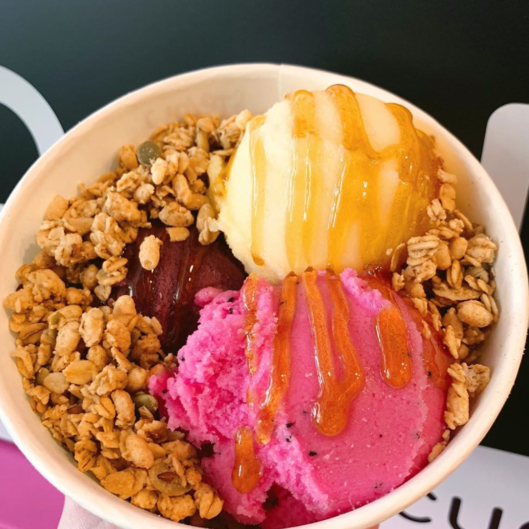 rivfoodlab's tweet photo. Starting this weekend with a @bolcupop bowl with all of our favorite flavors! 🤩
📸: @bolcupop
#Bolcupop #RiversideFoodLab #RiversideCA https://t.co/EmfJ7qi177