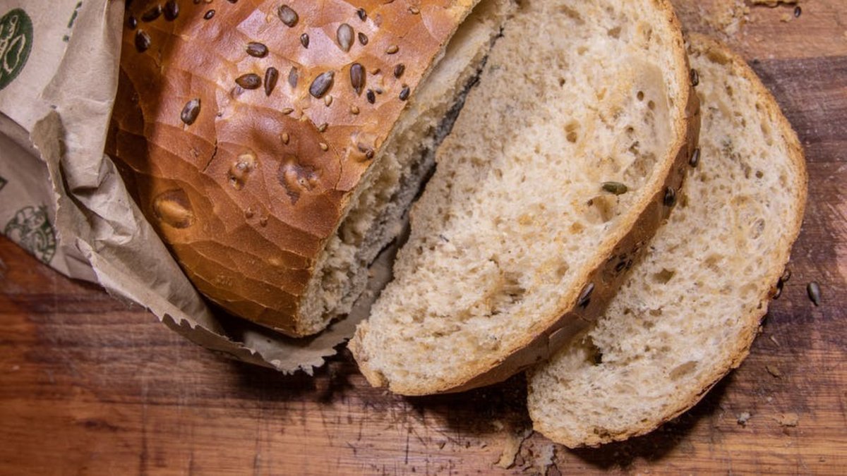 RefluxGourmet's tweet photo. Add more fiber to your diet! 

Fiber is important for healthy digestion, and diets that are high in fiber are linked to improved gut health. https://t.co/8GkhSJjGSP