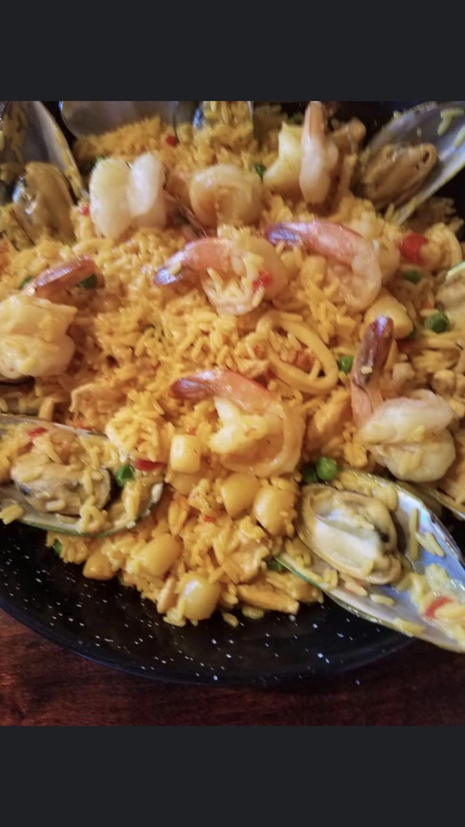 PaladarChicago's tweet photo. We're Open! Starting today we open our doors for dine in with limited seating. We ask everyone who wants to join to bring a mask and we will take care of the rest. Come enjoy some authentic Cuban food! As always our patio is open! https://t.co/F3YCXPLMEw