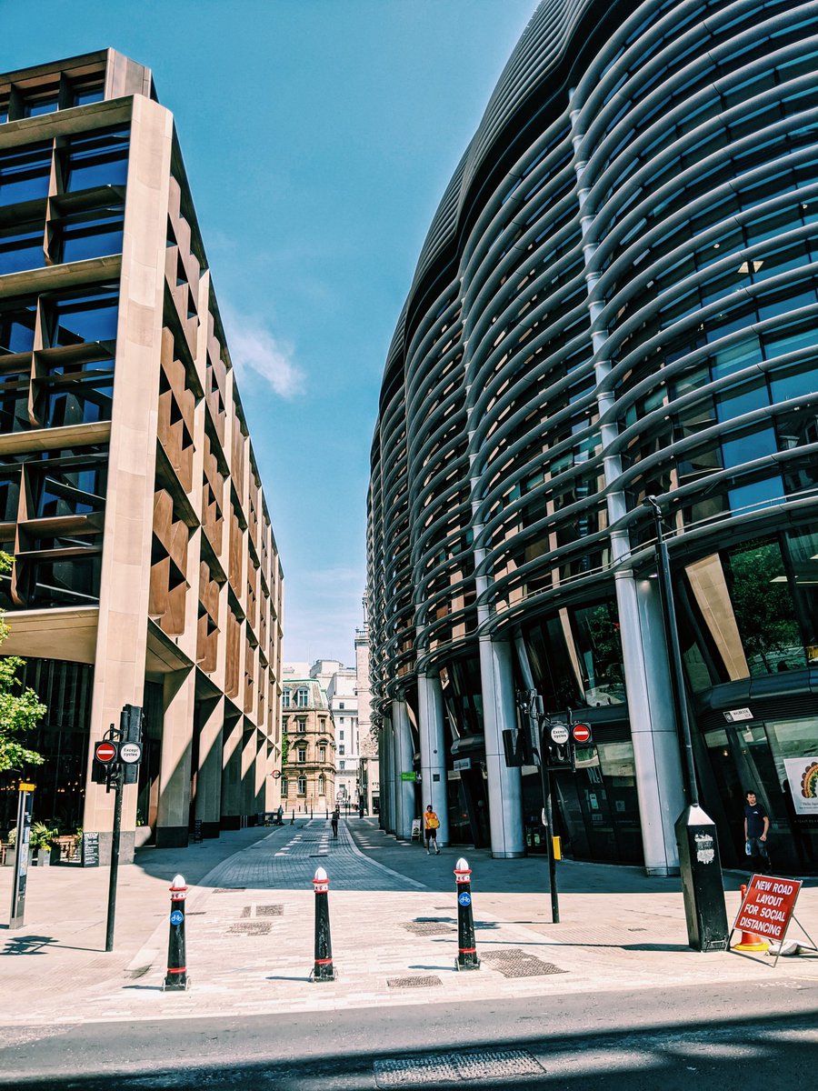 The  @DACBeachcroft office. Think nothing has changed? Look closer. There's a rainbow (a symbol of hope and solidarity with  @NHS workers, here in the UK) in the  @Pret window, and there's a sign saying "NEW ROAD LAYOUT FOR SOCIAL DISTANCING." / Trip into central London; No. 13