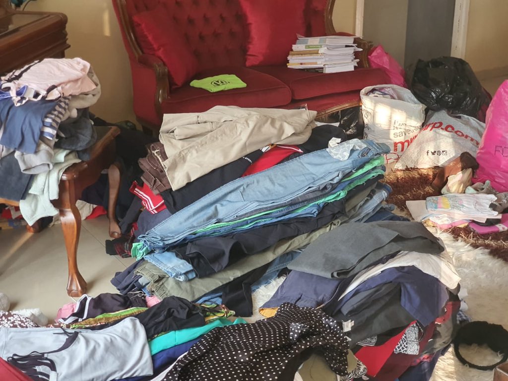 Sthembileh92's tweet photo. First delivery done @JohnWesleyChildrnhome😄😄😄 thank you so much everyone who had contributed 🤣🥰🙌🏾🙏🏽 The girls will definitely be warm this winter🙂🥰😄 #WinterClothesDrive♥️ @UnlockingPotentialWithSthembileMthembu Thobi Thandi Mngomezulu https://t.co/Lv6ROVv2Ks