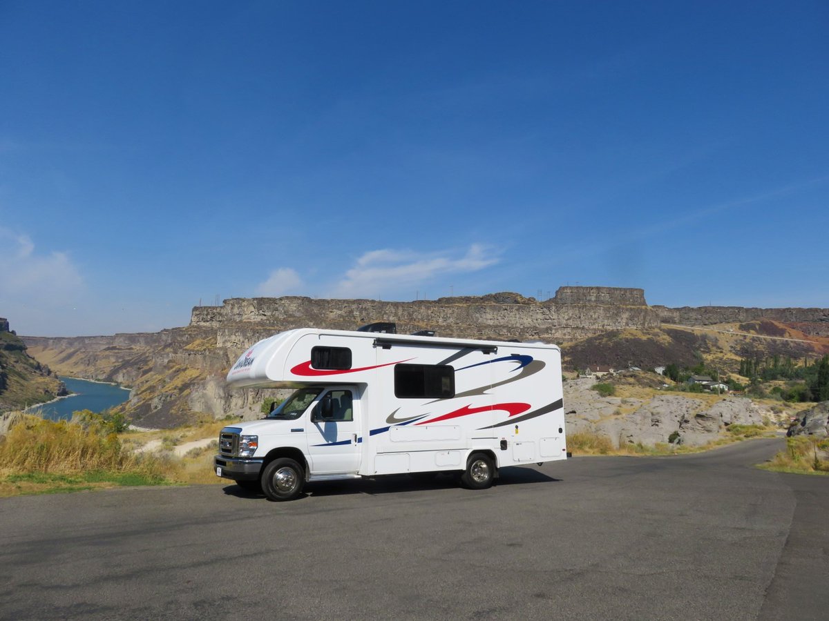 CanaDreamRV's tweet photo. Enjoy your weekend experiencing Canada at you own pace!!
#MyCanaDream #RVlife #WeekendRoadtrips https://t.co/zLFHcvxk4u