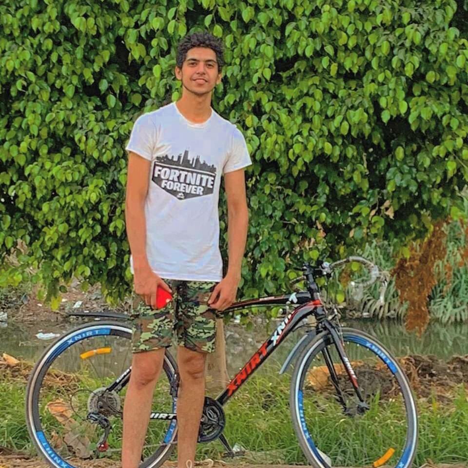 EngMahran98's tweet photo. Sports day by bike🖤🚴🏿‍♀️ https://t.co/GFCD5JTSqd
