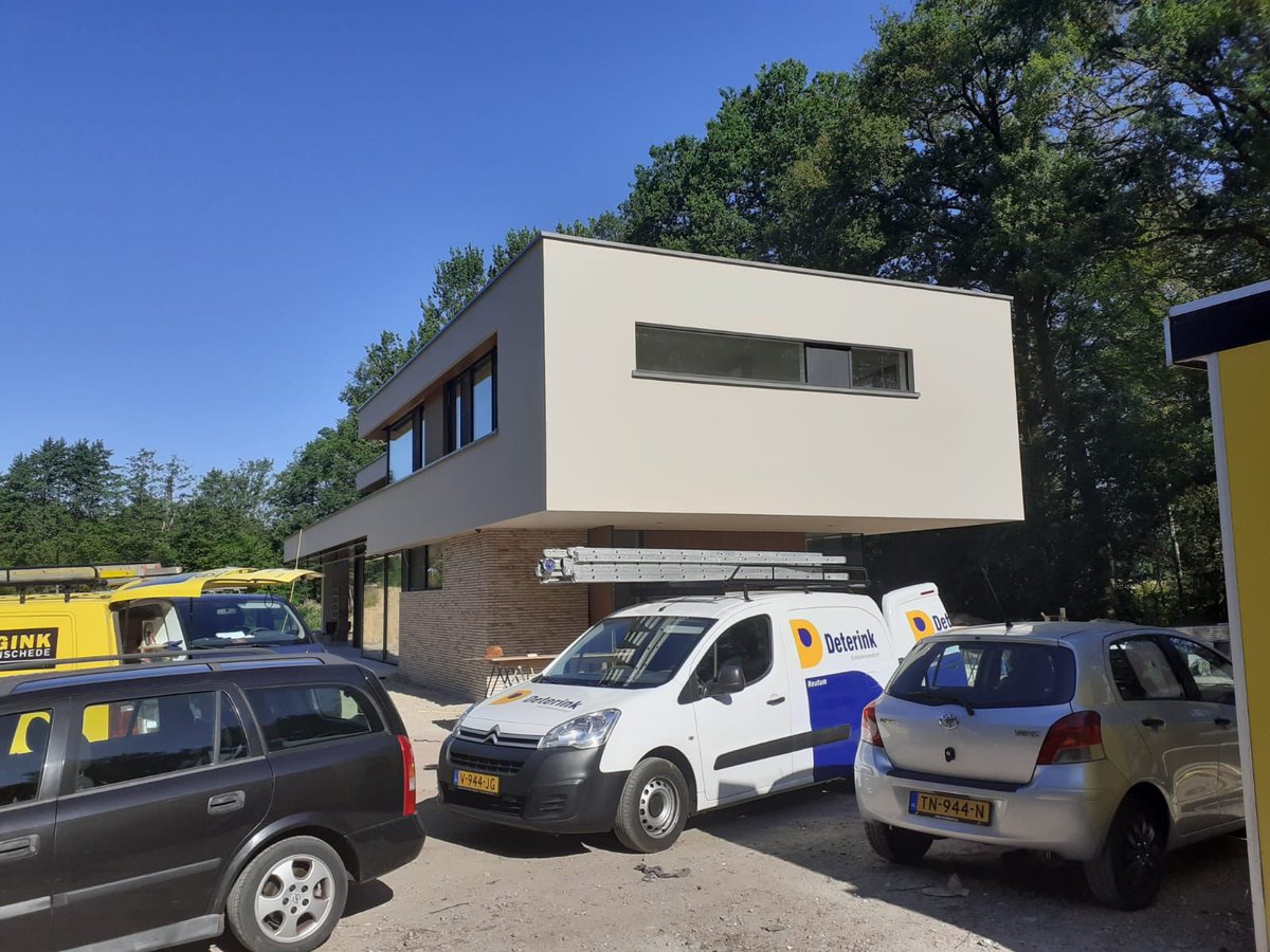 SchildersReutum's tweet photo. Wederom eentje π³ klaar #Vaneker #Enschede, iedereen weer tevreden in opdracht van @StegginkBouw https://t.co/g6wl4Dc8TE