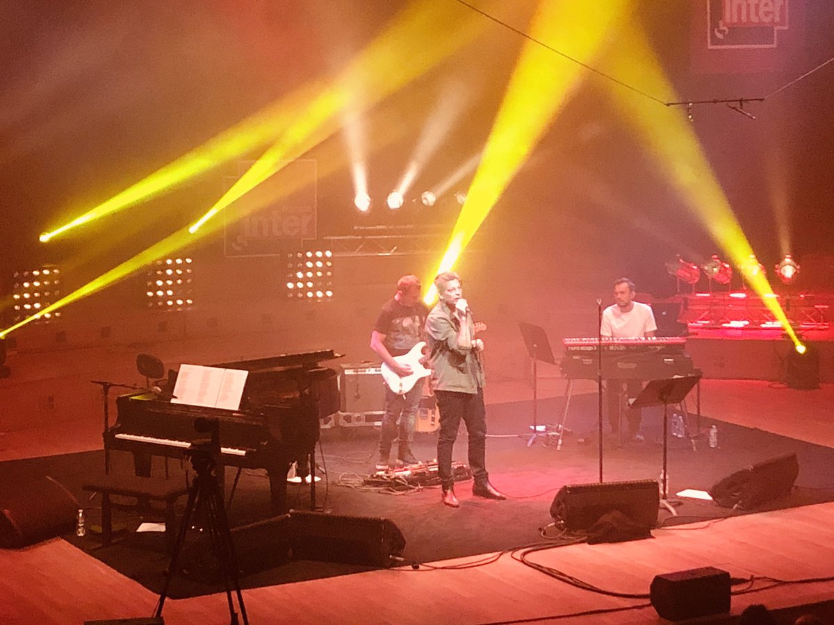 JocelynInter's tweet photo. 🔴on air : Benjamin Biolay présente en live son nouvel album « Grand prix » au studio 104 @franceinter @ConquetFI @Polydor #partenarait https://t.co/LxBU8KiN0y