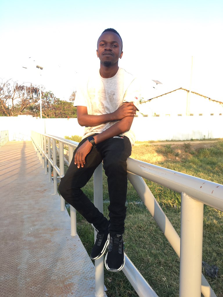 Glucky_Kapinga's tweet photo. There is always a way.Never stop trying 

Katika kila changamoto kuna jinsi ya kufanya utatuzi. Usichoke kutafuta tatuzi ya matatizo yako. https://t.co/pC5QqFZodg