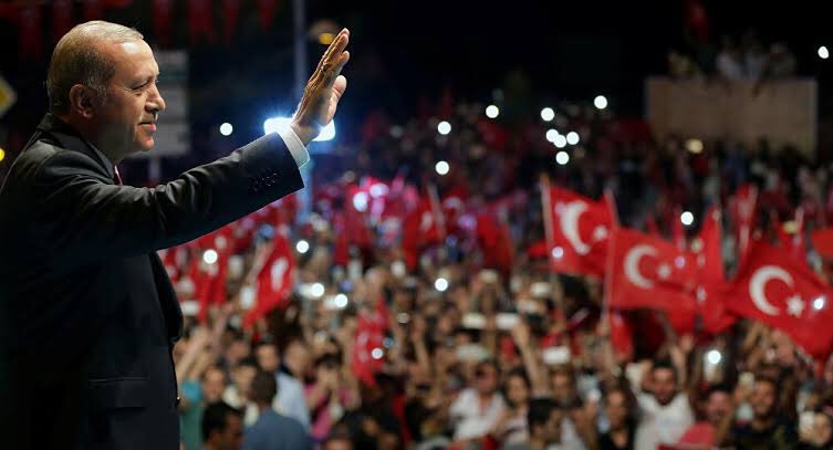 #OyumSanaFedaReis Durmak yok yola devam çok şükür 🙏🙏