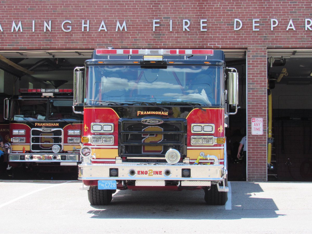 FraminghamBuff's tweet image. Framingham Fire Department’s brand new Engine 2 sits outside Engine 5’s quarters during some trench rescue training