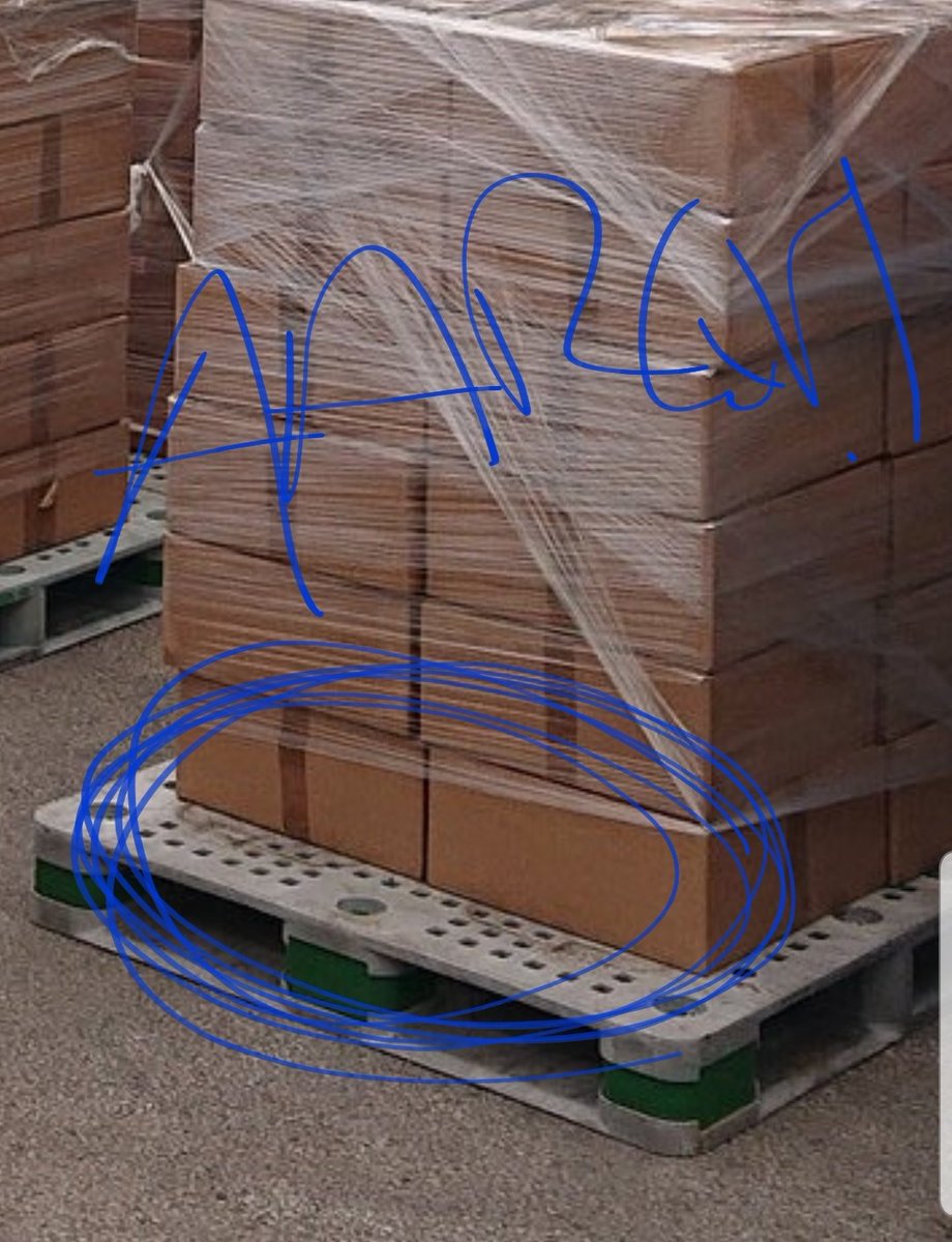 ratepallet's tweet photo. @DJVinylFeebs @PollysArron I mean I normally tend towards cutting commentary, but what the fresh hell is going on with the total lack of pallet / wrap interaction? https://t.co/gAb4KIlZsZ