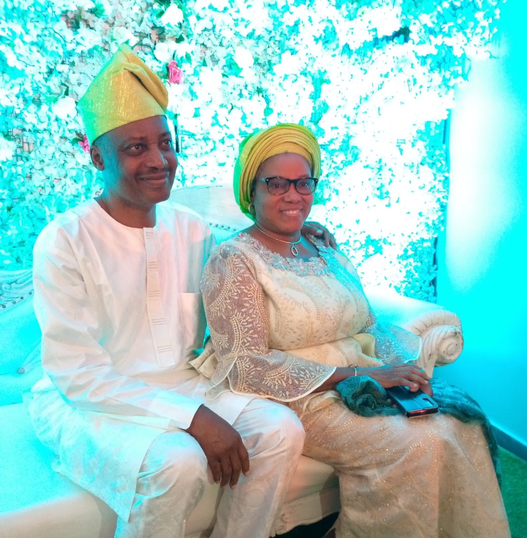 PathfinderColl1's tweet photo. Happy birthday to our Icon of glory. Dea. Hide Soetan
May your days never be few
And your fountain never run dry.
We love and celebrate you great.
🍾🥂🍾🥂🎂🎂🎂🎂🎂
💃💃💃💃💃💃💃💃🕺🕺🕺🕺🕺🕺
Once again, Happy birthday Sir
From all of us
@Pathfinder Group of Schools. https://t.co/QvxIwOlGxb