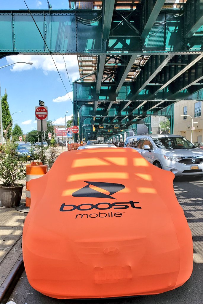 Jesse_Chauca's tweet photo. #QGTM Pulling up Bold in Queens! @ J & H Mobile - Ready at the Hyperlink & Boost event in Corona, Queens. Listo or not 🚘🔸️🔶️ #BoostBold #HyperlinkSideWalk #DaleMas #BoostStrong @hyperlinkusa @DianaSprint @BoostMobileSean @BoostNationNewt https://t.co/cswuxgRomq
