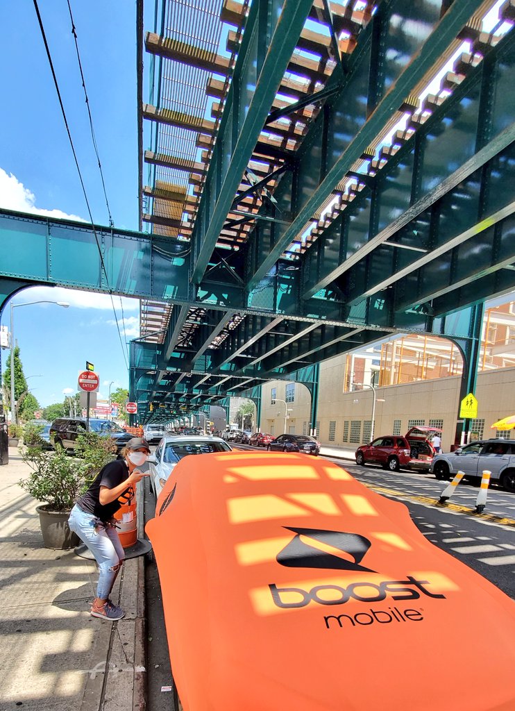 Jesse_Chauca's tweet photo. #QGTM Pulling up Bold in Queens! @ J & H Mobile - Ready at the Hyperlink & Boost event in Corona, Queens. Listo or not 🚘🔸️🔶️ #BoostBold #HyperlinkSideWalk #DaleMas #BoostStrong @hyperlinkusa @DianaSprint @BoostMobileSean @BoostNationNewt https://t.co/cswuxgRomq
