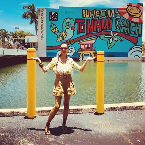MiamiBeachPages's tweet image. Welcome To Miami Beach..

📸 queenpoker #LeboArt