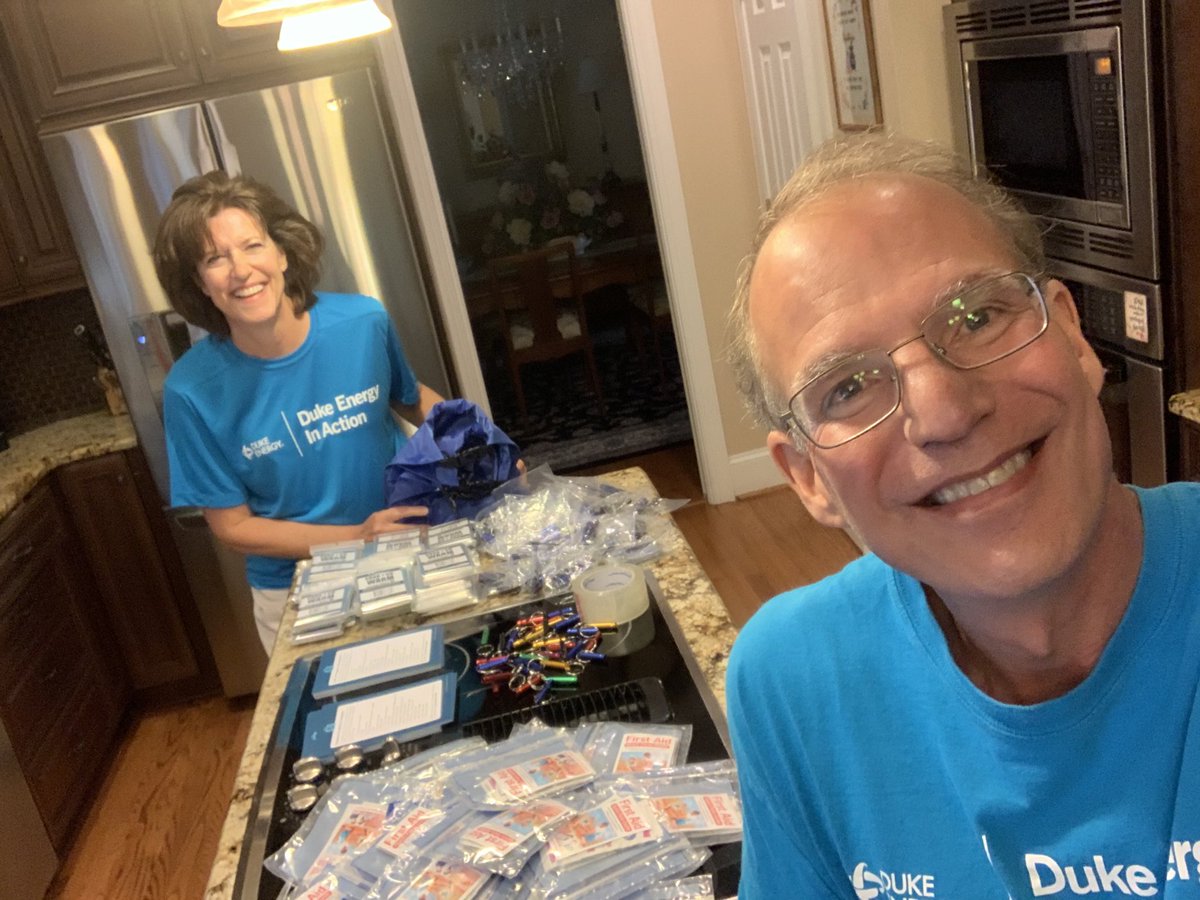 MAbbottCLT's tweet photo. Are you ready for hurricane season? My team @Duke Energy is packing 5,000 storm kits to help make sure our most vulnerable customers are ready. Given COVID, this is a WFH volunteer project. #WeAreDE #stayawaystorms https://t.co/U0Rhctauge