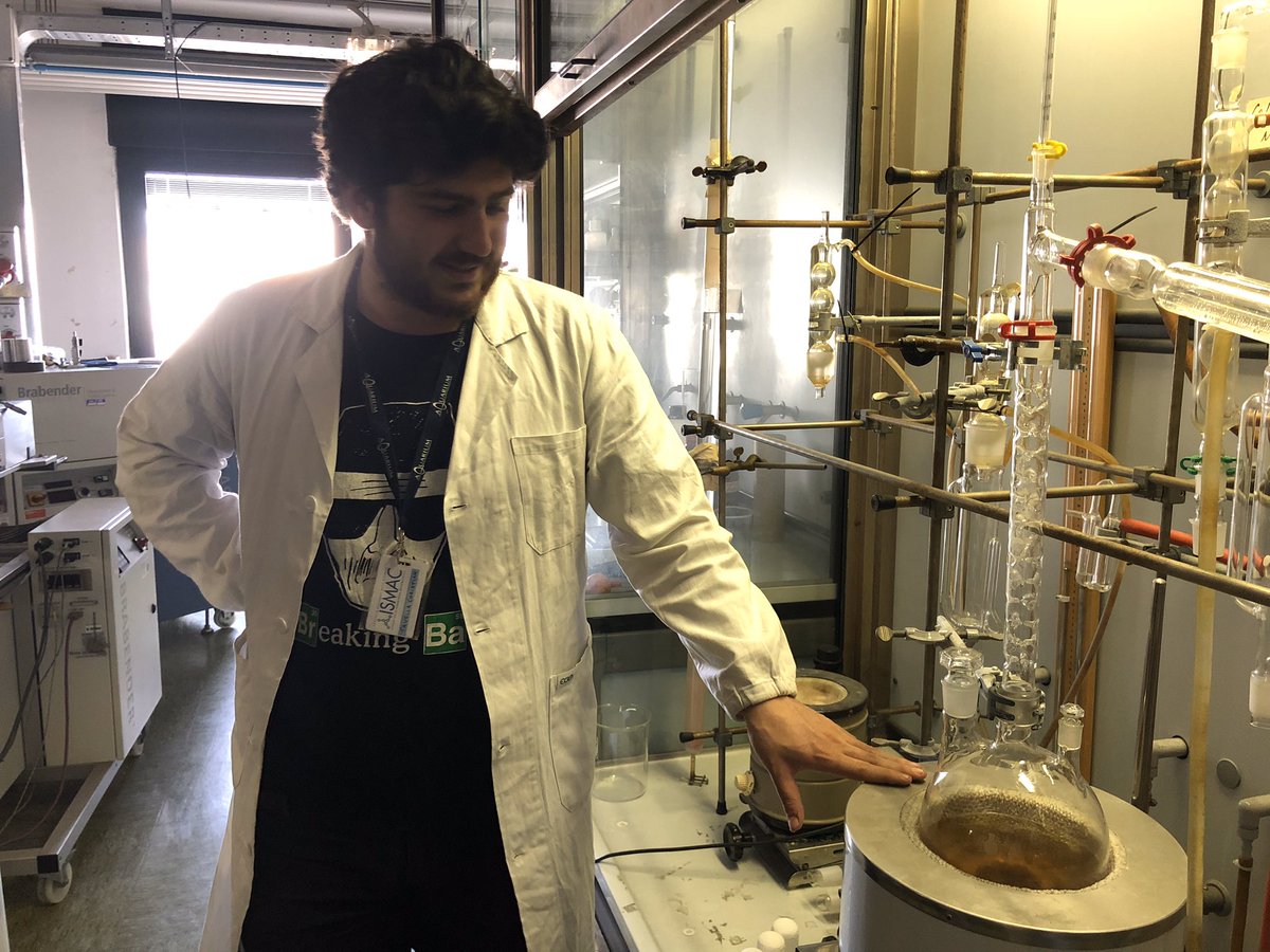 cnr_scitec's tweet photo. Good news! We are proud to announce that a young #SCITECCNR researcher, Christian Tavella, has been awarded by @AIM_MACRO #MacroGiovani 2020 for his research conducted in the Genoa laboratory as part of the #pivot project funded by @CSP_live https://t.co/hNqpcbMDnE