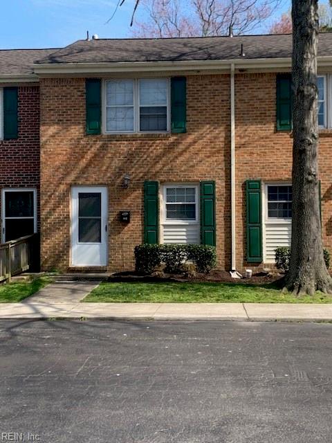 PamRogersTeam's tweet photo. I am looking for a buyer for 412 Barberton DR #VirginiaBeach #VA  #realestate https://t.co/OPQpqLmcOQ https://t.co/XquIlXcvIY