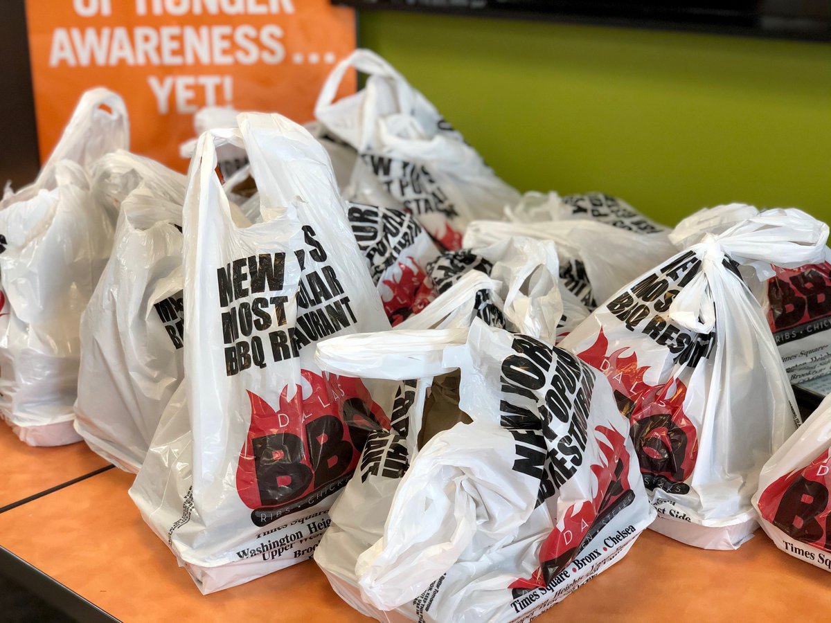 Food Bank For New York City (@foodbank4nyc) on Twitter photo Our warehouse professionals work hard to get food on the tables of New Yorkers in need.
Yesterday, we were excited to surprise them with lunch from <a href="/DallasBBQ/">Dallas BBQ</a>, made possible by <a href="/Knorr/">Knorr</a>, <a href="/UnileverFS_NA/">Unilever Food Solutions</a>, and <a href="/FeedingAmerica/">Feeding America</a>. Our warehouse professionals work hard to get food on the tables of New Yorkers in need.
Yesterday, we were excited to surprise them with lunch from <a href="/DallasBBQ/">Dallas BBQ</a>, made possible by <a href="/Knorr/">Knorr</a>, <a href="/UnileverFS_NA/">Unilever Food Solutions</a>, and <a href="/FeedingAmerica/">Feeding America</a>.