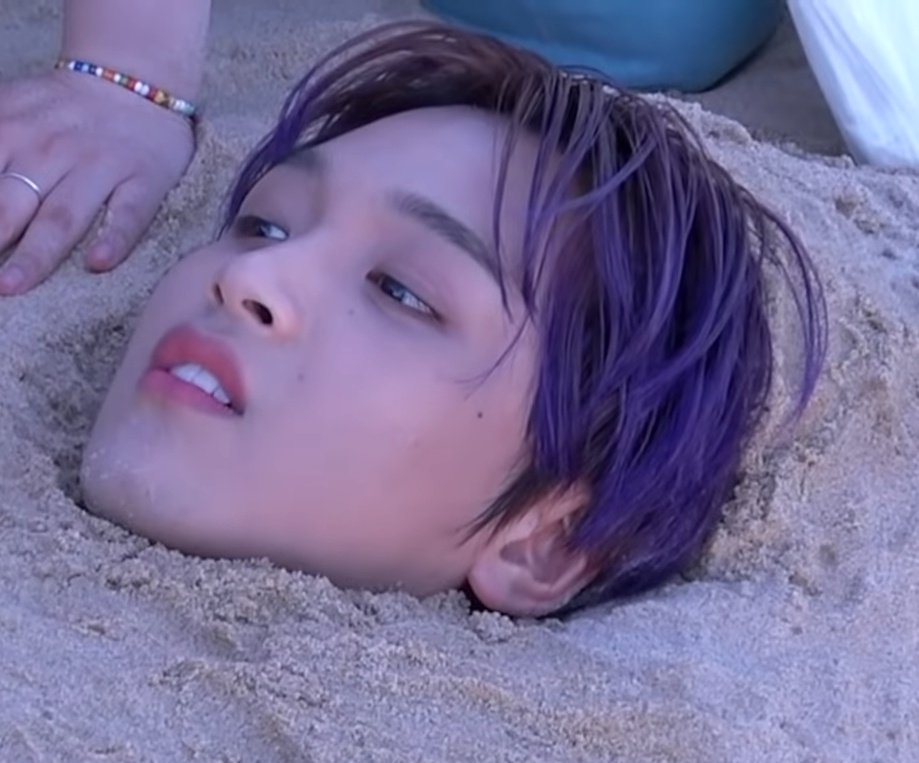 not_nctjohnny's tweet photo. the way he thought it was funny at first but a few min later- https://t.co/rj1b7kB65G
